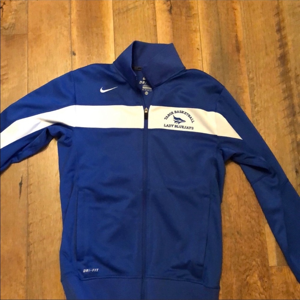 Nike dri-fit basketball jacket
